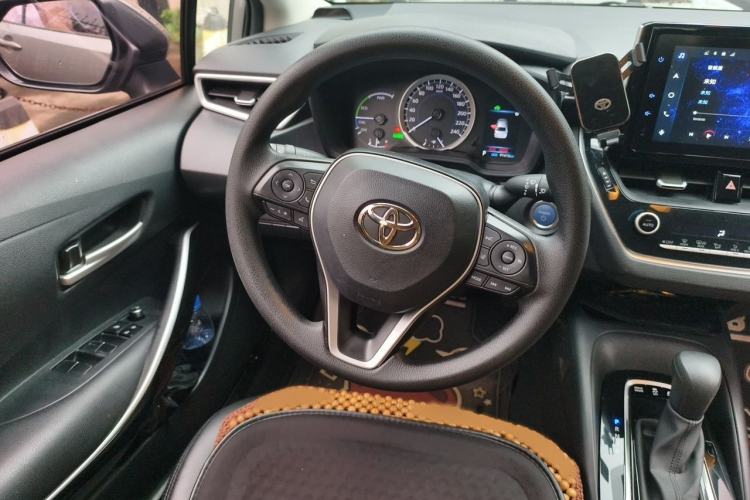 Used Toyota Corolla 2021 Dual-Motor 1.8L E-CVT Elite Edition Steering Wheel
