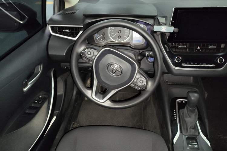 Used Toyota Corolla 2021 Dual-Motor 1.8L E-CVT Elite Edition Steering Wheel