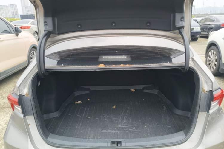 Used Toyota Corolla 2021 Dual-Motor 1.8L E-CVT Elite Edition Trunk