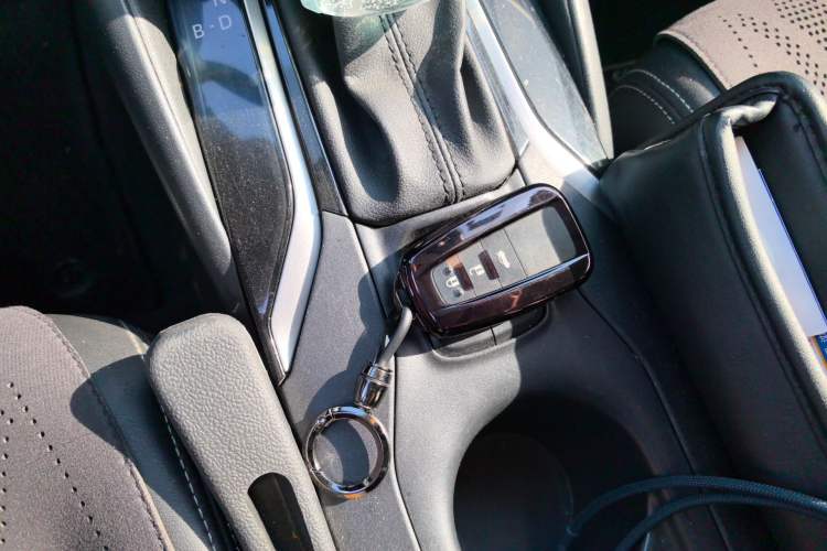 Used Toyota Corolla 2021 Dual-Motor 1.8L E-CVT Elite Edition Vehicle Key