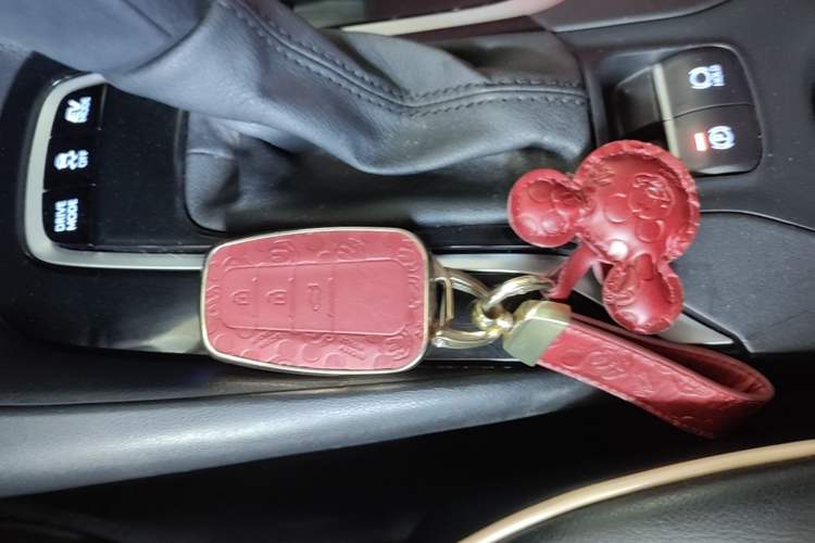 Used Toyota Corolla 2021 Dual-Engine 1.8L E-CVT Pioneer Edition Vehicle Key