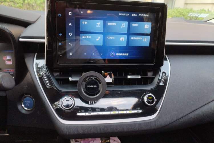 Used Toyota Corolla 2021 Dual-Motor 1.8L E-CVT Elite Edition Audio And AC Panel