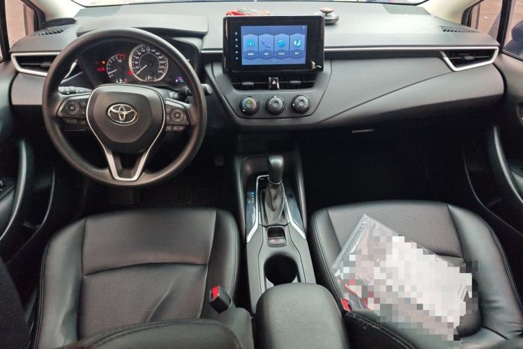 Used Toyota Corolla 2021 1.2T S-CVT Pioneer Edition Center Console