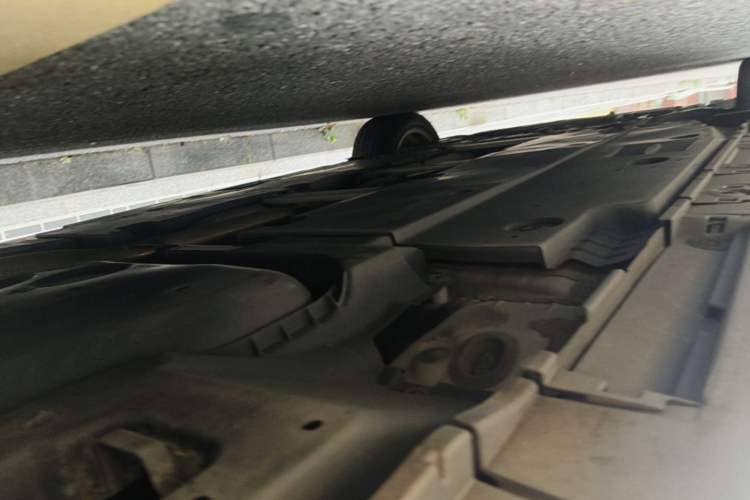 Used Toyota Corolla 2021 Dual-Motor 1.8L E-CVT Elite Edition Chassis Rear Left