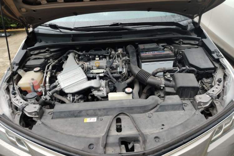 Used Toyota Corolla 2021 1.2T S-CVT Pioneer Edition Engine Bay