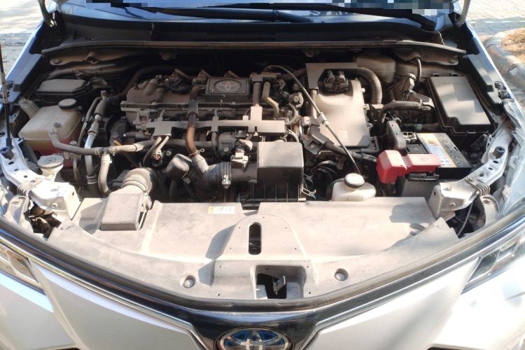 Used Toyota Corolla 2021 Dual-Motor 1.8L E-CVT Elite Edition Engine Bay