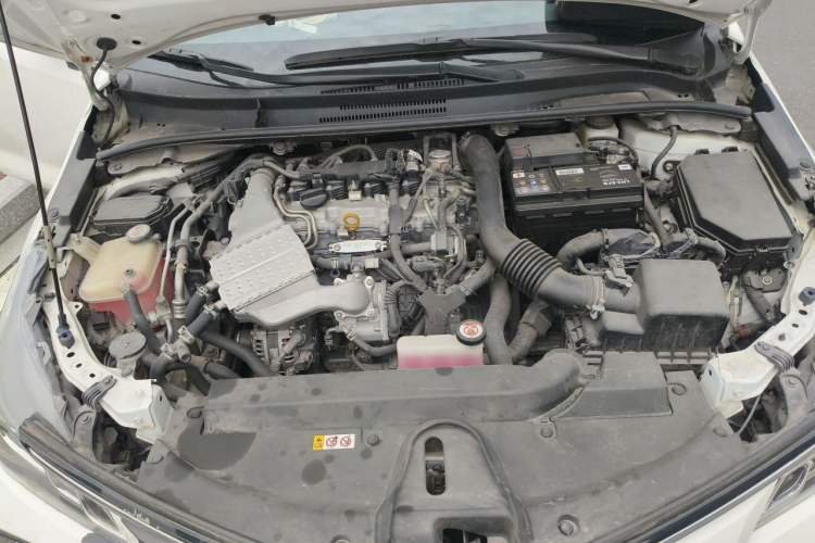 Used Toyota Corolla 2021 1.2T S-CVT Pioneer Edition Engine Bay