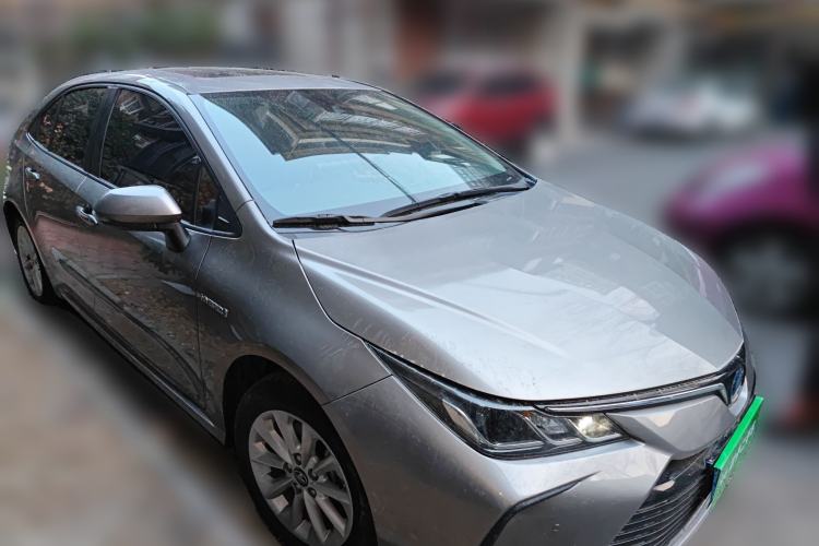Used Toyota Corolla 2021 Dual-Motor 1.8L E-CVT Elite Edition Front Right 45 Deg