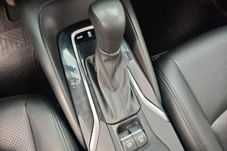 Used Toyota Corolla 2021 1.2T S-CVT Pioneer Edition Gear Lever