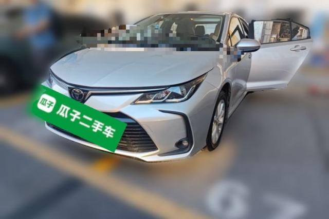 Ojetý Toyota Corolla 2021 1.2T S-CVT Luxury Edition