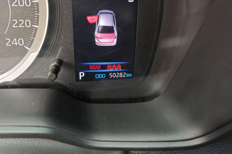 Used Toyota Corolla 2021 1.2T S-CVT Pioneer Edition Odometer Close Up
