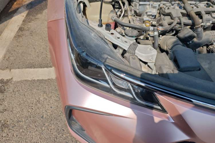 Used Toyota Corolla 2021 Dual-Motor 1.8L E-CVT Elite Edition Right Front Headlight