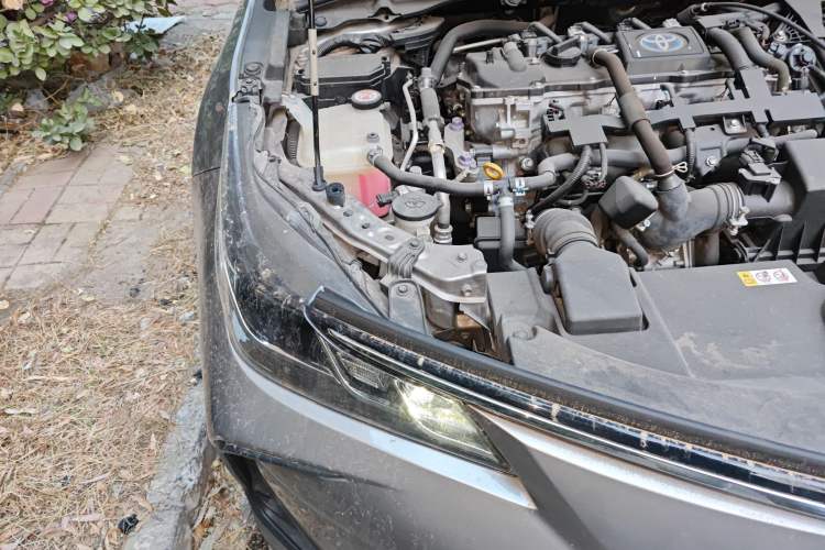 Used Toyota Corolla 2021 Dual-Motor 1.8L E-CVT Elite Edition Right Front Headlight