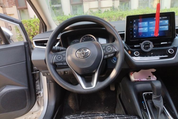 Used Toyota Corolla 2021 Dual-Motor 1.8L E-CVT Elite Edition Steering Wheel