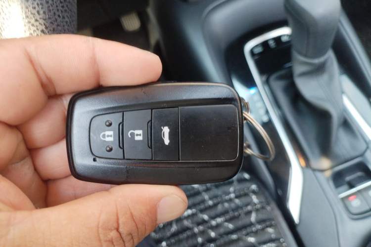 Used Toyota Corolla 2021 Dual-Motor 1.8L E-CVT Elite Edition Vehicle Key