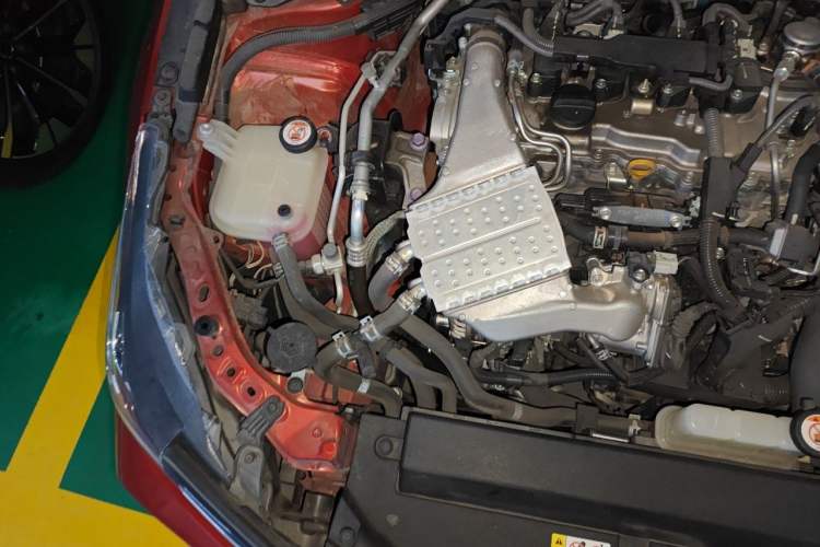 Used Toyota Corolla 2021 1.2T S-CVT Elite Edition Engine Bay Right