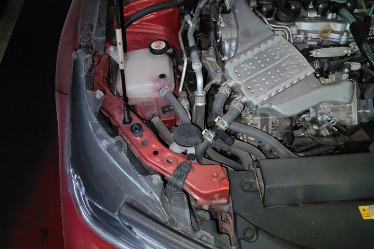 Used Toyota Corolla 2021 1.2T S-CVT Luxury Edition Engine Bay Right