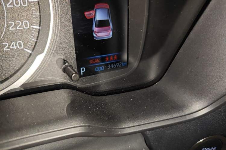 Used Toyota Corolla 2021 1.2T S-CVT Elite Edition Odometer Close Up
