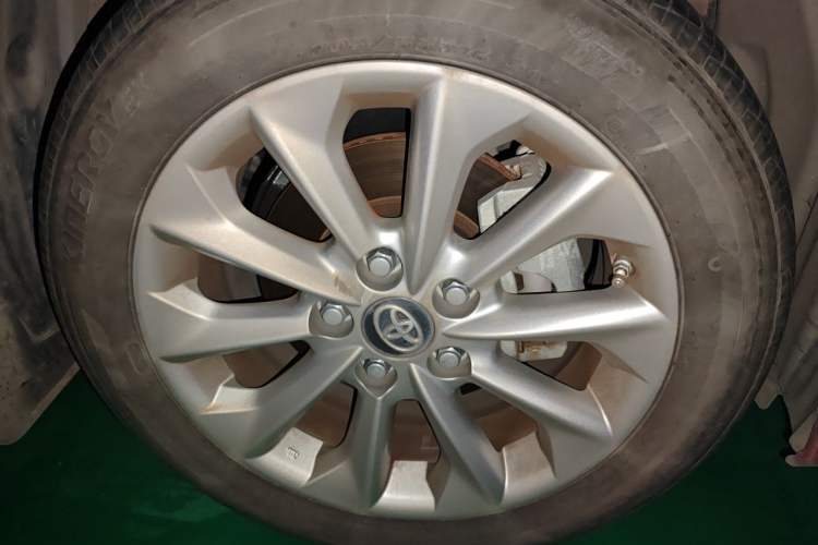 Used Toyota Corolla 2021 1.2T S-CVT Elite Edition Right Front Wheel Hub