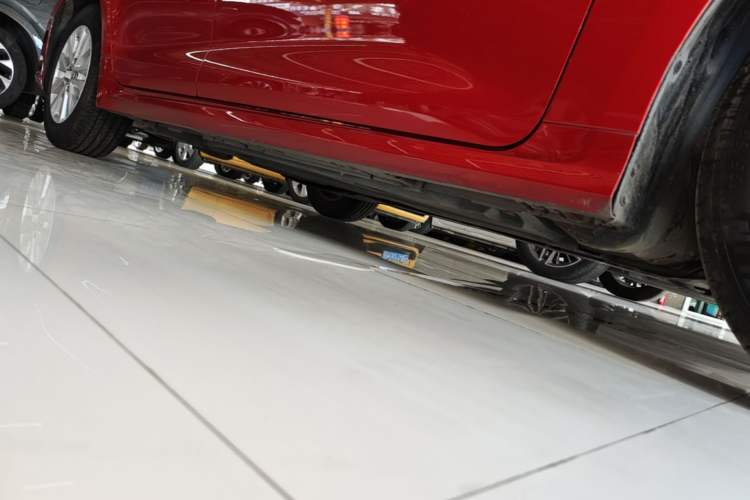 Used Toyota Corolla 2021 TNGA 1.5L CVT Elite CARE Edition Right Side Sill
