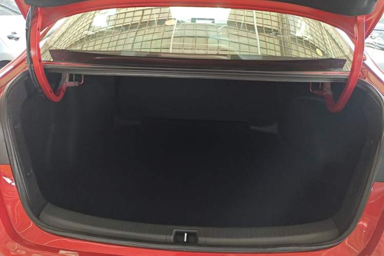 Used Toyota Corolla 2021 TNGA 1.5L CVT Elite CARE Edition Trunk