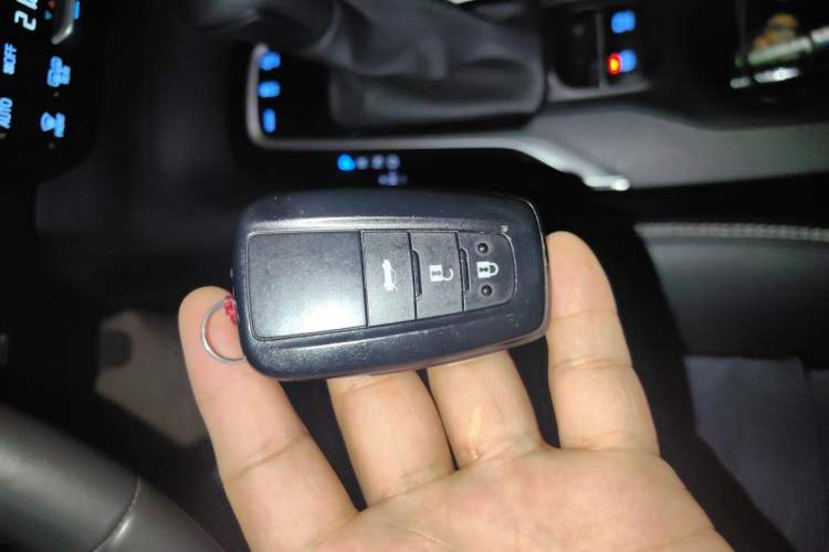 Used Toyota Corolla 2021 1.2T S-CVT Luxury Edition Vehicle Key
