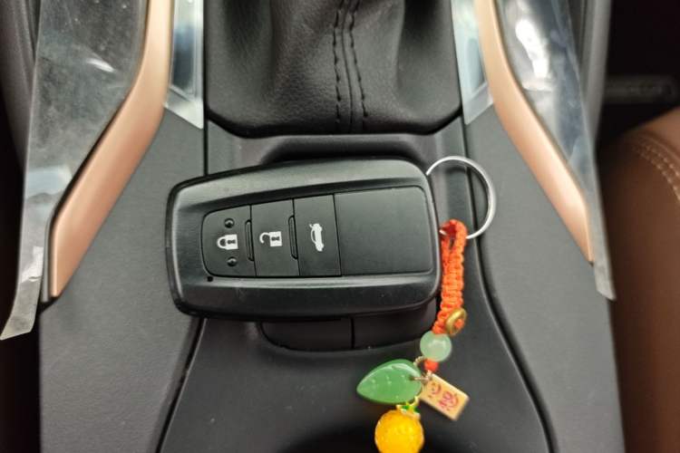 Used Toyota Corolla 2021 TNGA 1.5L CVT Elite CARE Edition Vehicle Key