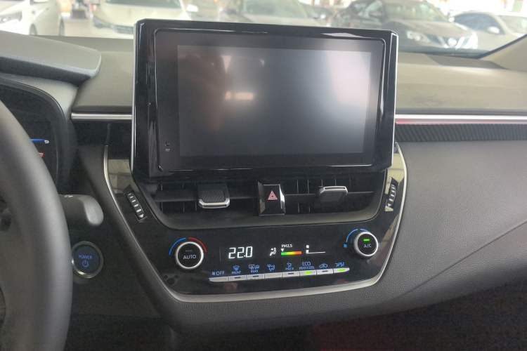 Used Toyota Corolla 2021 Dual-Motor 1.8L E-CVT Elite Edition Audio And AC Panel