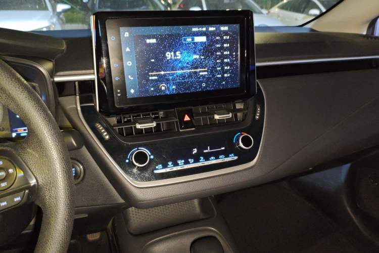 Used Toyota Corolla 2021 1.2T S-CVT Elite Edition Audio And AC Panel
