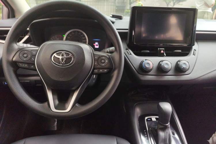 Used Toyota Corolla 2021 TNGA 1.5L CVT Pioneer Edition Center Console