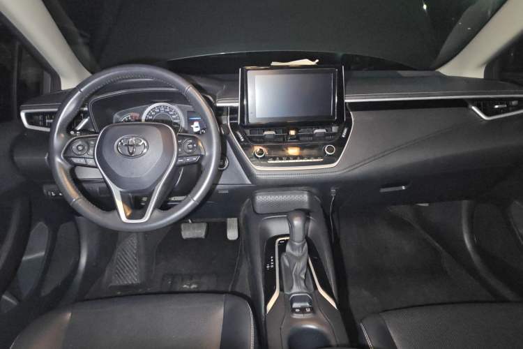 Used Toyota Corolla 2021 1.2T S-CVT Luxury Edition Center Console