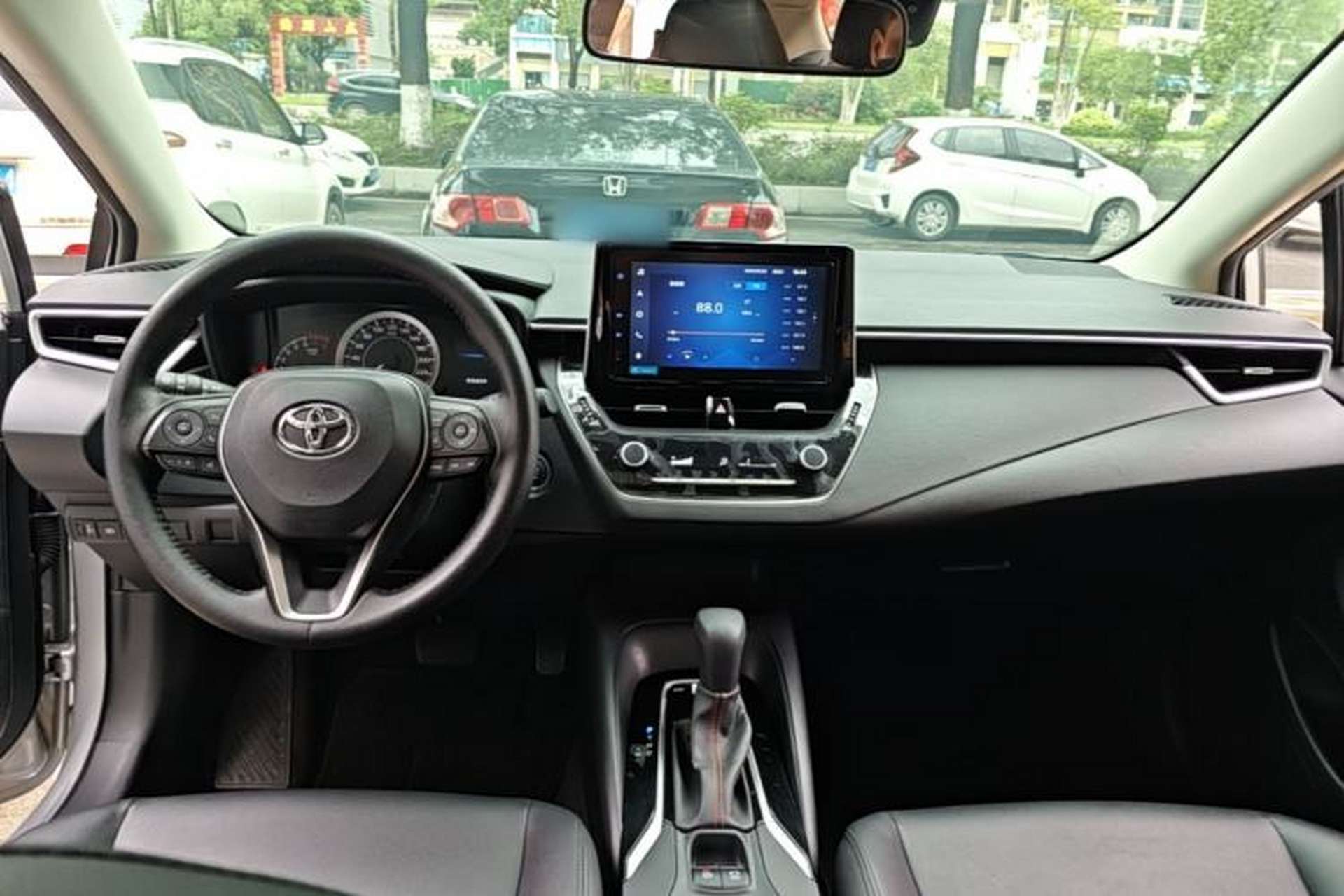 Used Toyota Corolla 2021 1.2T S-CVT Elite PLUS Edition Center Console