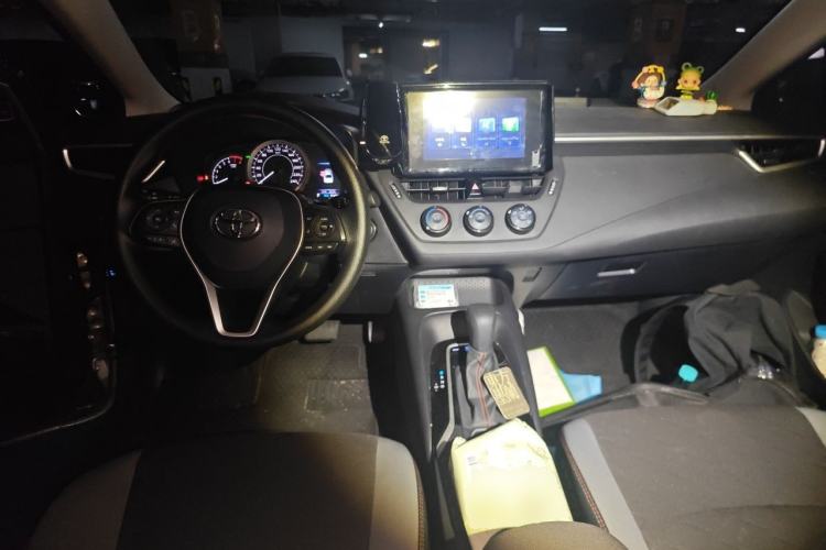 Used Toyota Corolla 2021 1.2T S-CVT Pioneer PLUS Edition Center Console