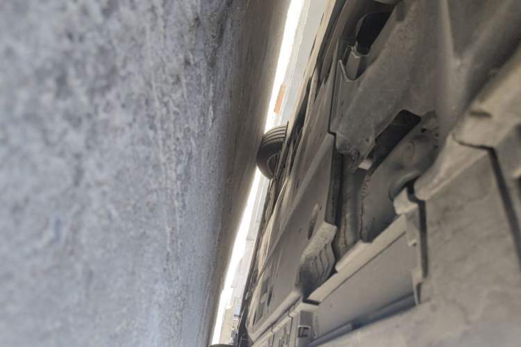 Used Toyota Corolla 2021 Dual-Motor 1.8L E-CVT Elite Edition Chassis Rear Right