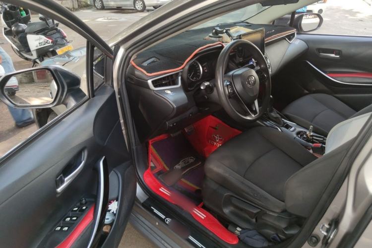 Used Toyota Corolla 2021 Dual-Engine 1.8L E-CVT Pioneer Edition Driver Seat