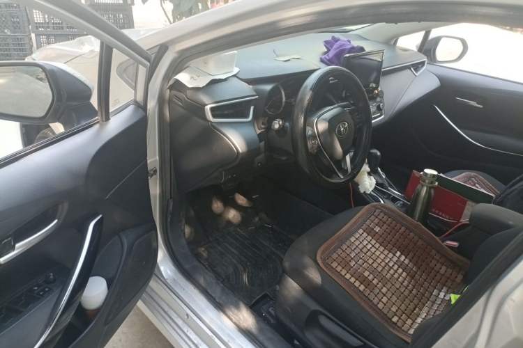 Used Toyota Corolla 2021 Dual-Engine 1.8L E-CVT Pioneer Edition Driver Seat