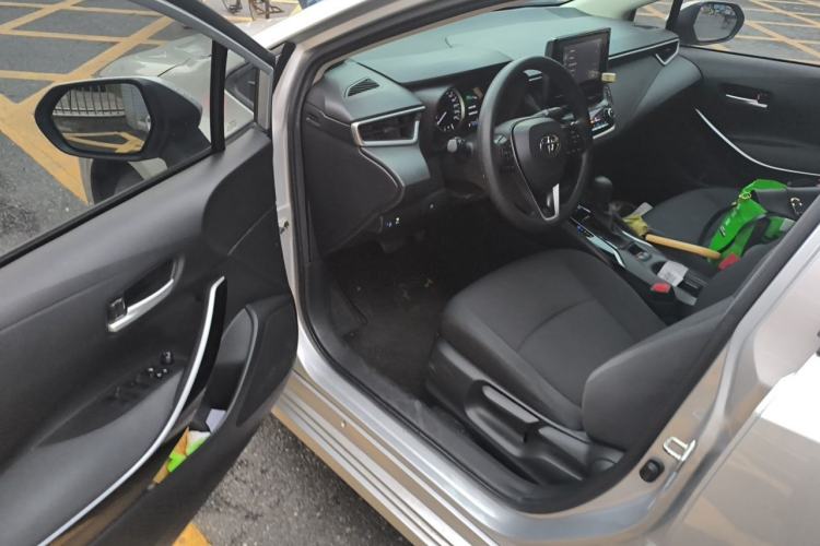 Used Toyota Corolla 2021 Dual-Engine 1.8L E-CVT Pioneer Edition Driver Seat