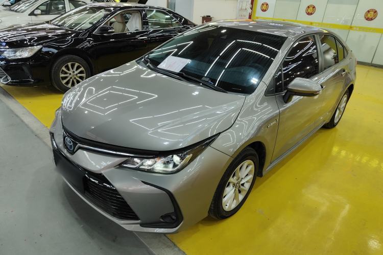 Ojetý Toyota Corolla 2021 Dual-Motor 1.8L E-CVT Elite Edition Guazi used car, China used car export, Used car for sale, Used cars, Cheapest cars for sale