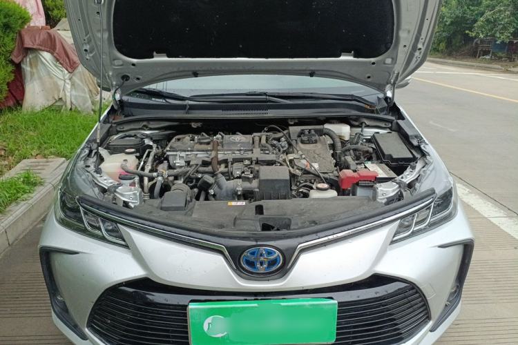 Used Toyota Corolla 2021 Dual-Motor 1.8L E-CVT Elite Edition Engine Bay