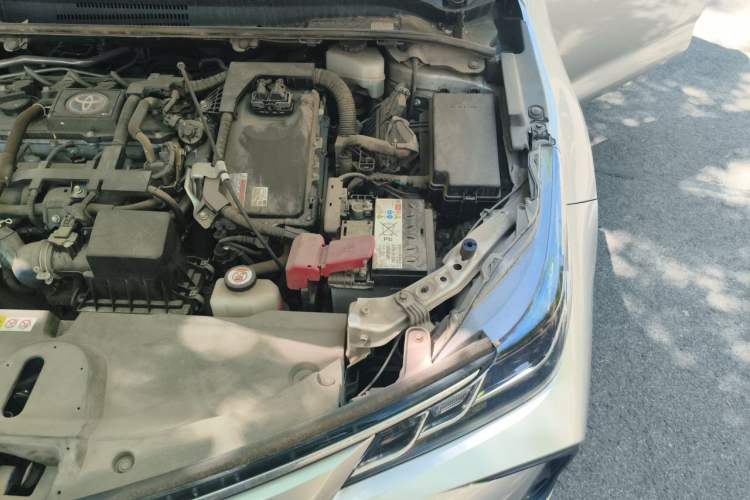 Used Toyota Corolla 2021 Dual-Motor 1.8L E-CVT Elite Edition Engine Bay Left