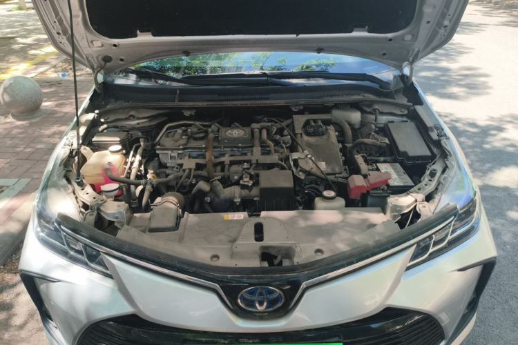 Used Toyota Corolla 2021 Dual-Motor 1.8L E-CVT Elite Edition Engine Bay