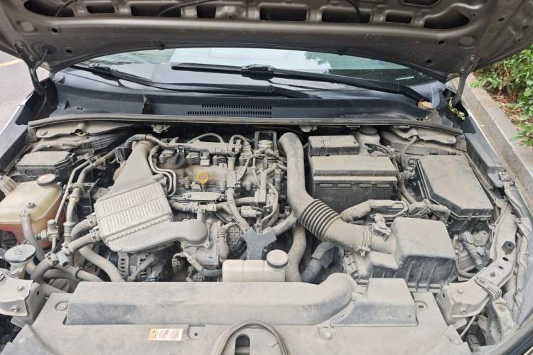 Used Toyota Corolla 2021 1.2T S-CVT Pioneer Edition Engine Bay