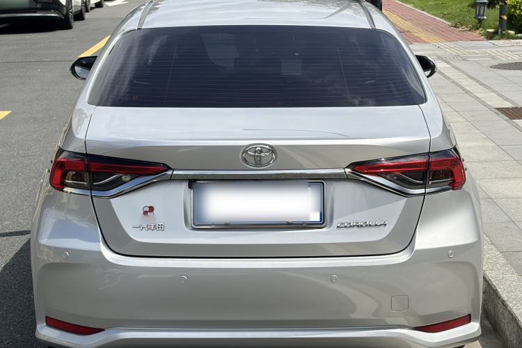 Used Toyota Corolla 2021 TNGA 1.5L CVT Elite Edition Exterior 4