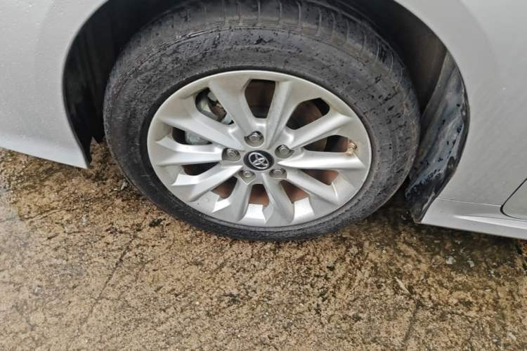 Used Toyota Corolla 2021 Dual-Motor 1.8L E-CVT Elite Edition Exterior 4