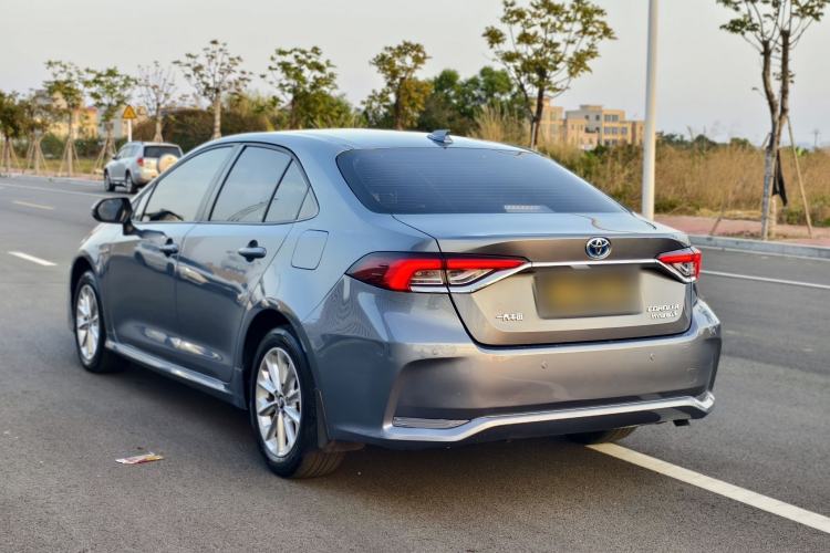 Used Toyota Corolla 2021 Dual-Motor 1.8L E-CVT Elite Edition Exterior 5