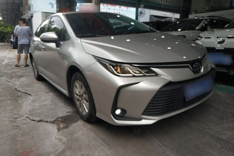 Used Toyota Corolla 2021 Dual-Engine 1.8L E-CVT Pioneer Edition Front Right 45 Deg