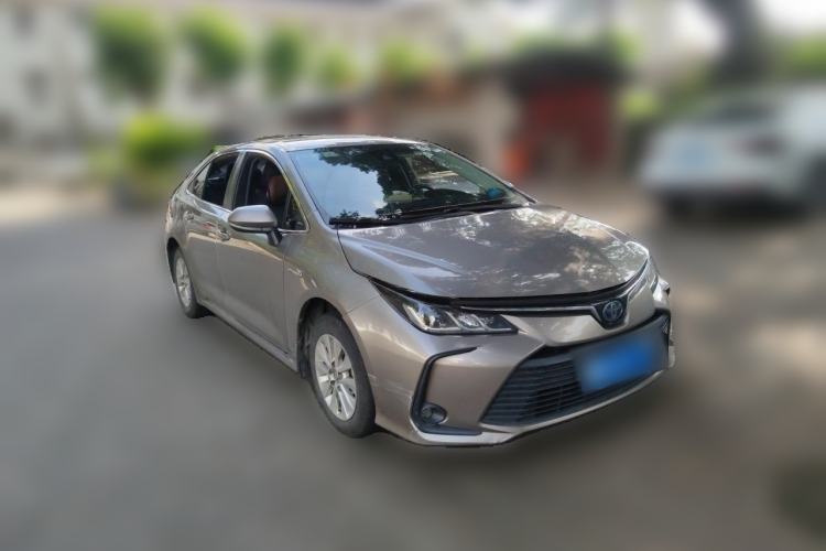 Used Toyota Corolla 2021 Dual-Engine 1.8L E-CVT Pioneer Edition Front Right 45 Deg