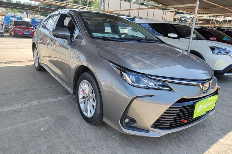 Used Toyota Corolla 2021 1.2T S-CVT Luxury Edition Front Right 45 Deg