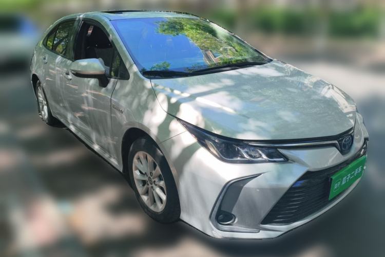 Used Toyota Corolla 2021 Dual-Motor 1.8L E-CVT Elite Edition Front Right 45 Deg