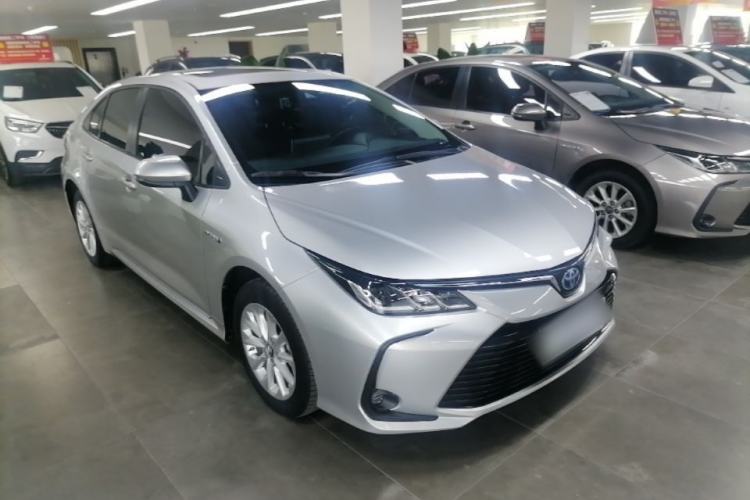 Used Toyota Corolla 2021 Dual-Motor 1.8L E-CVT Elite Edition Front Right 45 Deg